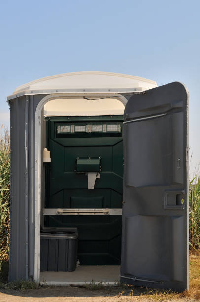 Best Porta potty rental for parties  in Deerfield, MI