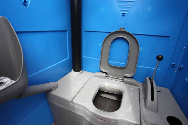 Portable Toilet Options We Offer in Deerfield, MI
